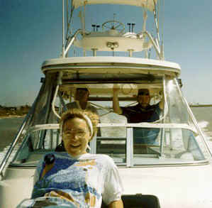 gtx9907.jpg (30197 bytes)