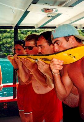 tj100004.jpg (21259 bytes)